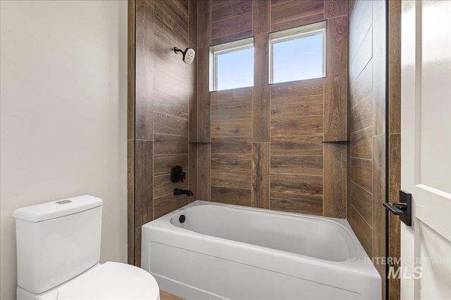 8900 Kemp, Middleton, ID 83644