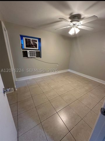 607 NW 42nd St, Oakland Park, FL 33309