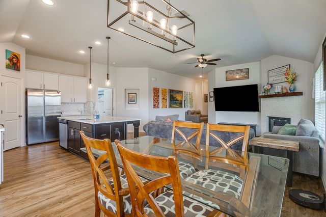 3113 Arbor View Drive, Burleson, TX 76028