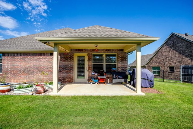 3113 Arbor View Drive, Burleson, TX 76028