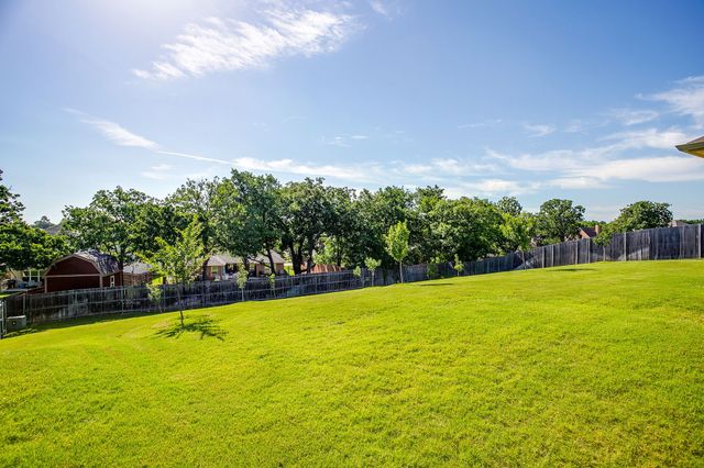 3113 Arbor View Drive, Burleson, TX 76028