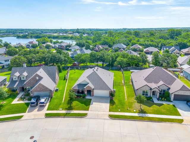 3113 Arbor View Drive, Burleson, TX 76028