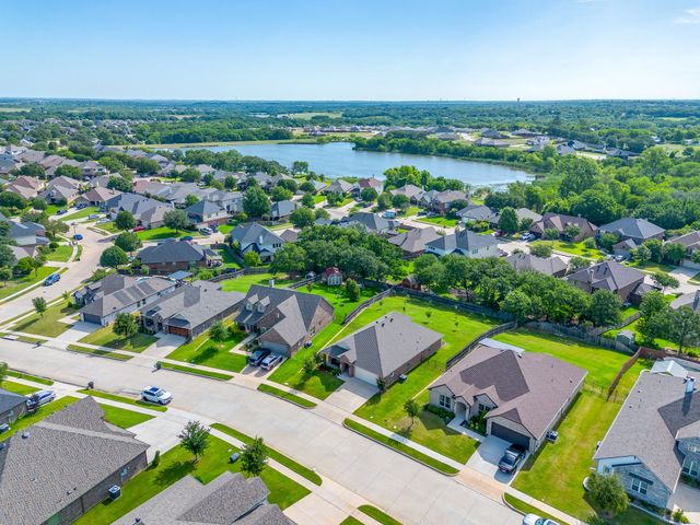 3113 Arbor View Drive, Burleson, TX 76028