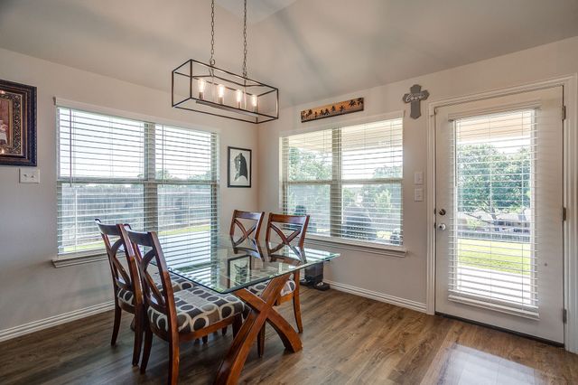 3113 Arbor View Drive, Burleson, TX 76028