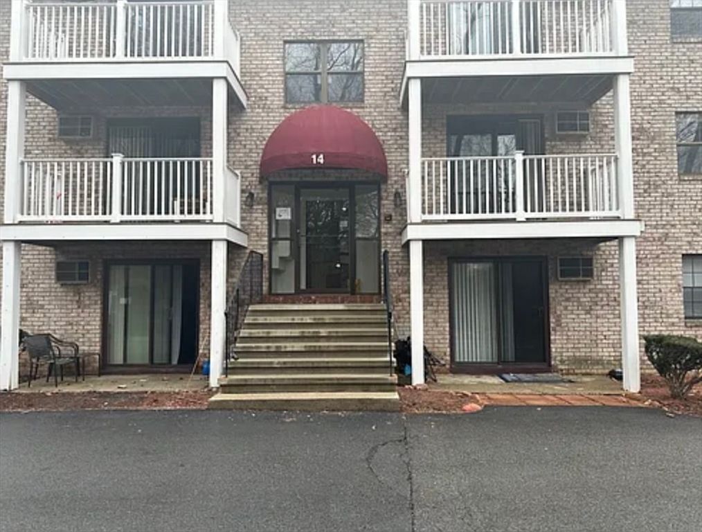 14 Kenmar Dr 111, Billerica, MA 01821