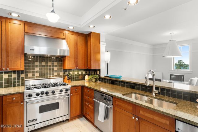 1102 Prospect 202, Panama City Beach, FL 32413