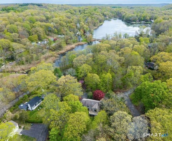 9 Sylvan Drive, Ridgefield, CT 06877