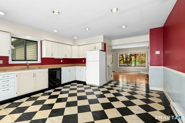 9 Sylvan Drive, Ridgefield, CT 06877