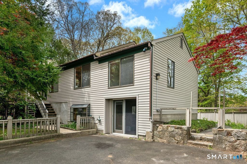 9 Sylvan Drive, Ridgefield, CT 06877