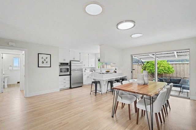 20025 Cedar Tree Lane, Cupertino, CA 95014