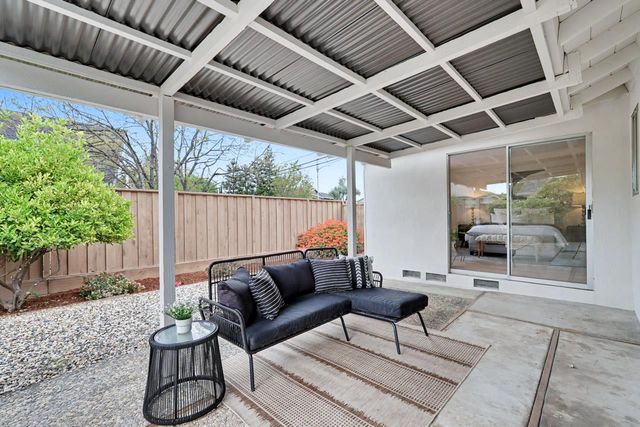 20025 Cedar Tree Lane, Cupertino, CA 95014