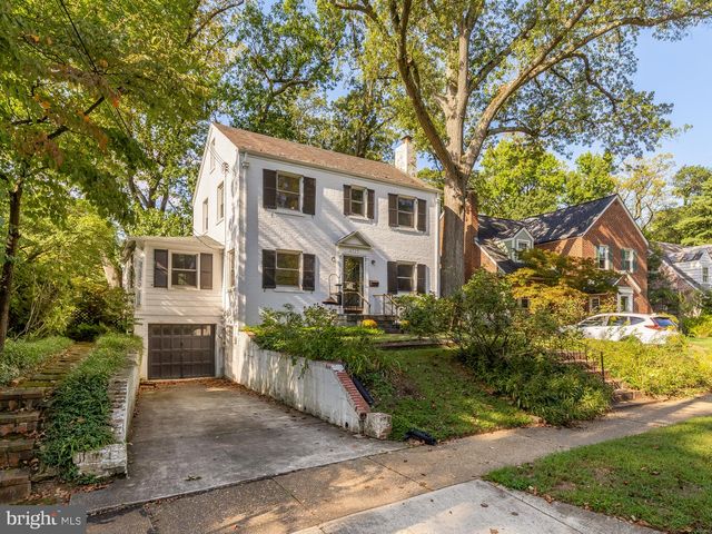 4323 WOODBERRY ST, University Park, MD 20782