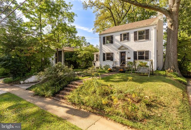 4323 WOODBERRY ST, University Park, MD 20782