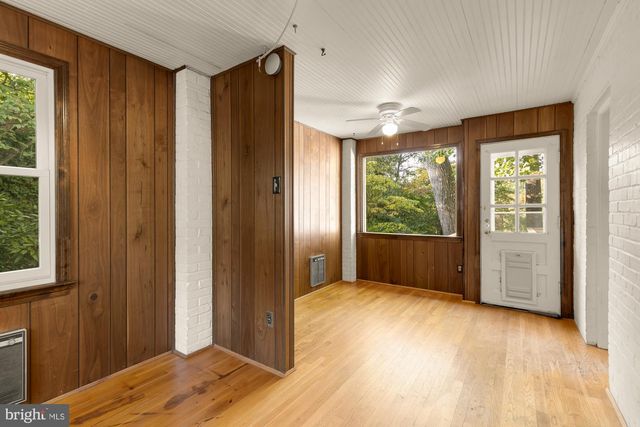 4323 WOODBERRY ST, University Park, MD 20782