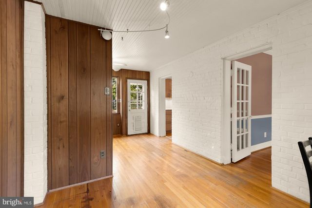 4323 WOODBERRY ST, University Park, MD 20782