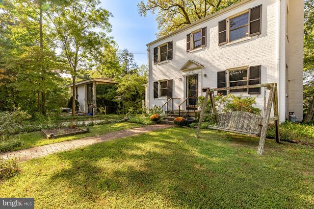 4323 WOODBERRY ST, University Park, MD 20782