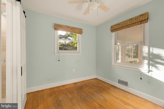 4323 WOODBERRY ST, University Park, MD 20782