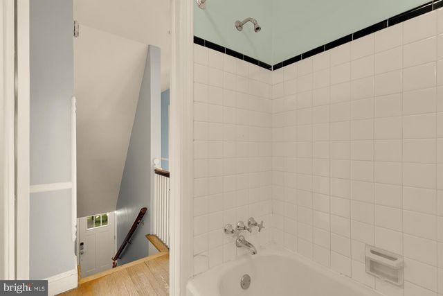 4323 WOODBERRY ST, University Park, MD 20782