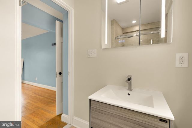4323 WOODBERRY ST, University Park, MD 20782