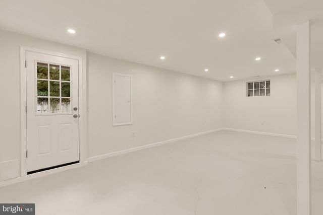 4323 WOODBERRY ST, University Park, MD 20782