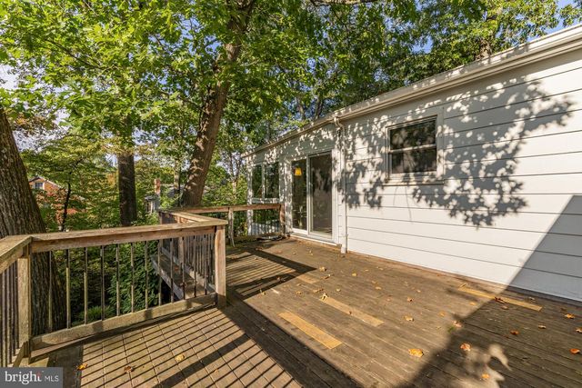 4323 WOODBERRY ST, University Park, MD 20782