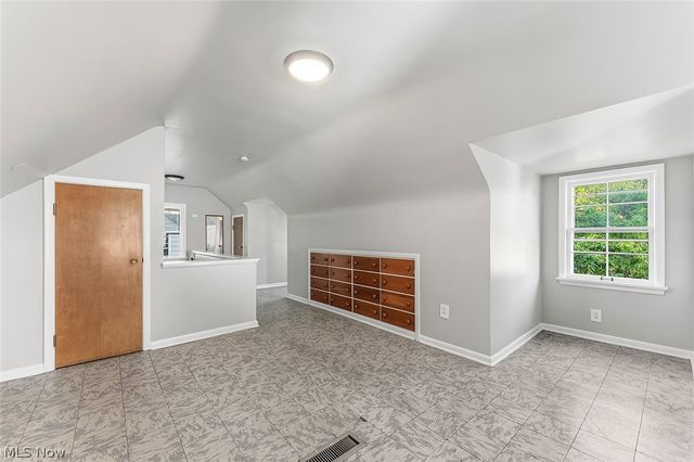866 E 209th Street, Euclid, OH 44119