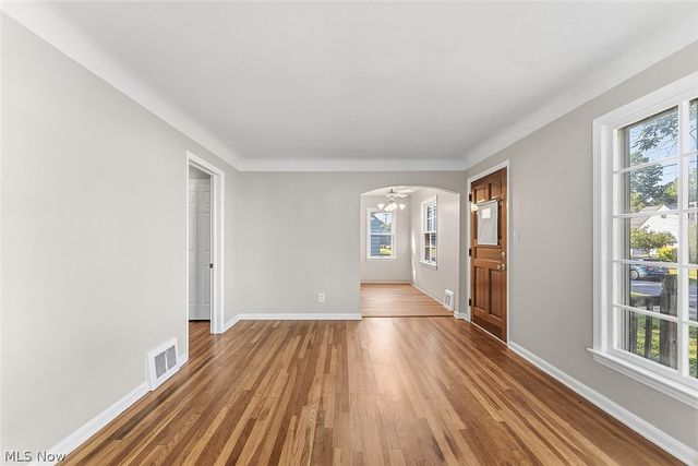 866 E 209th Street, Euclid, OH 44119