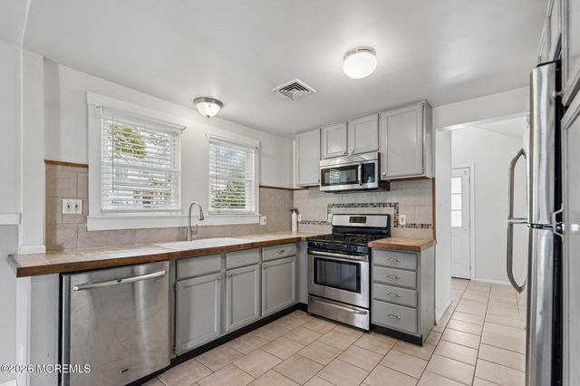 1404 Earie Way, Forked River, NJ 08731