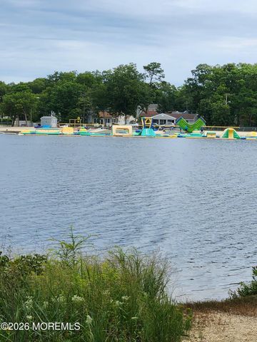 1404 Earie Way, Forked River, NJ 08731