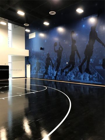 851 NE 1st Ave 207, Miami, FL 33132