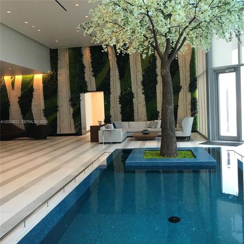 851 NE 1st Ave 207, Miami, FL 33132