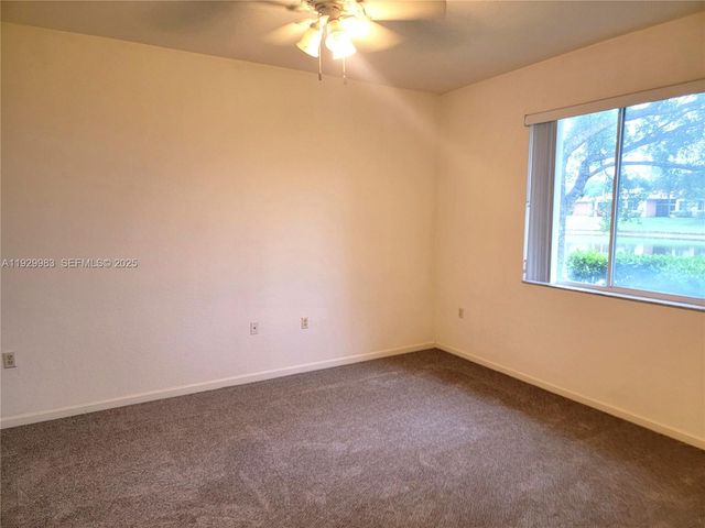 2513 Stockbridge Sq SW, Vero Beach, FL 32962