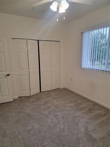 2513 Stockbridge Sq SW, Vero Beach, FL 32962