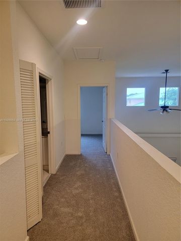 2513 Stockbridge Sq SW, Vero Beach, FL 32962