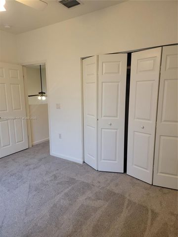 2513 Stockbridge Sq SW, Vero Beach, FL 32962