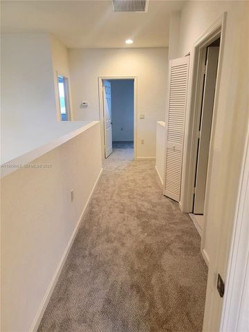 2513 Stockbridge Sq SW, Vero Beach, FL 32962