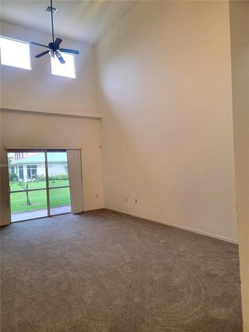 2513 Stockbridge Sq SW, Vero Beach, FL 32962