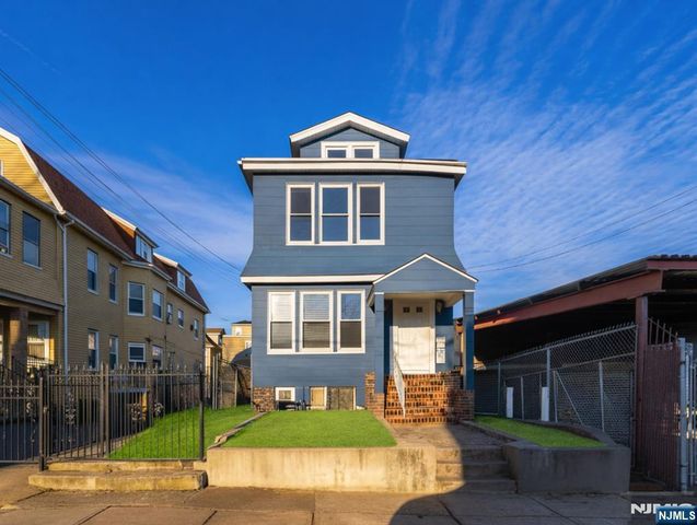 111 Scheerer Avenue, Newark, NJ 07112