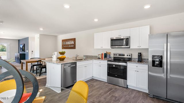 8510 Beckett Chase Way, Raleigh, NC 27616