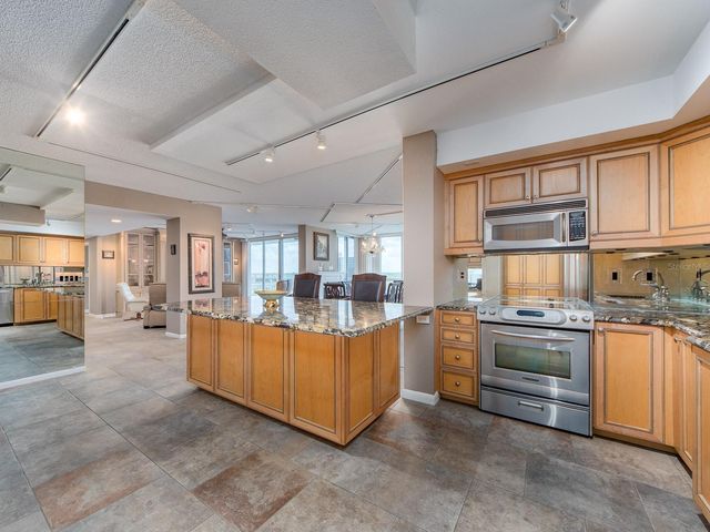 100 PIERCE STREET 1205, Clearwater, FL 33756