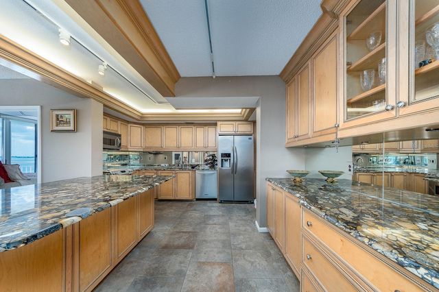 100 PIERCE STREET 1205, Clearwater, FL 33756