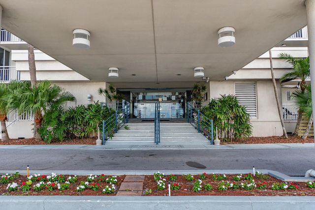 100 PIERCE STREET 1205, Clearwater, FL 33756