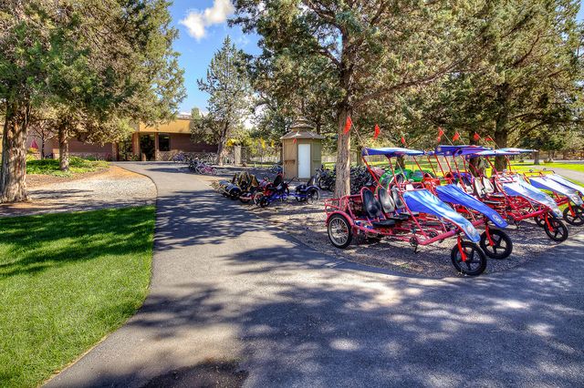 10990 Desert Sky Loop, Redmond, OR 97756