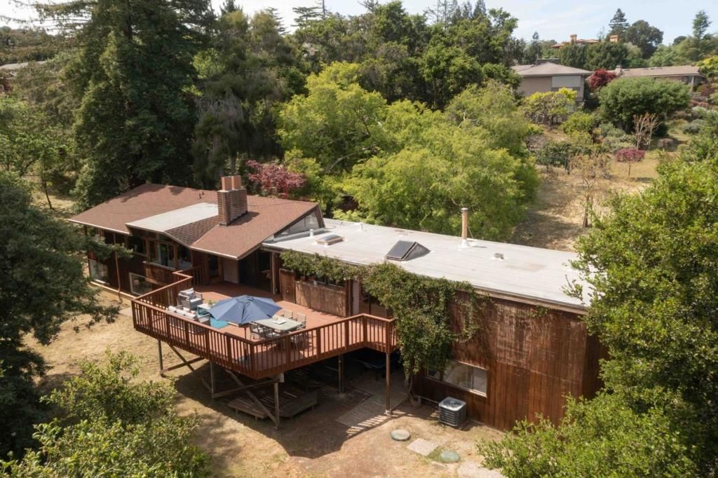 27690 Briones Court, Los Altos Hills, CA 94022