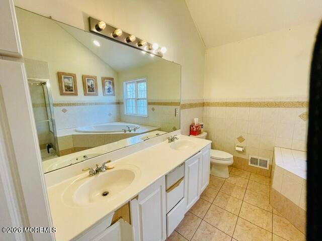 405 Lawrence Avenue, Oakhurst, NJ 07755