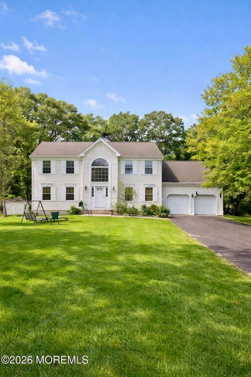 405 Lawrence Avenue, Oakhurst, NJ 07755