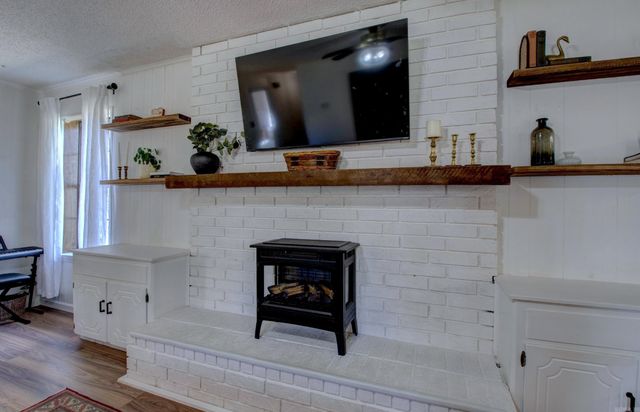 38 Country Wood Street, Cabot, AR 72023