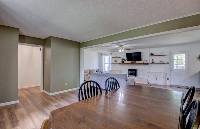 38 Country Wood Street, Cabot, AR 72023