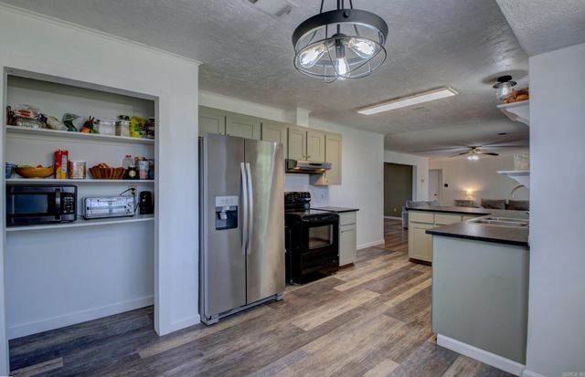 38 Country Wood Street, Cabot, AR 72023