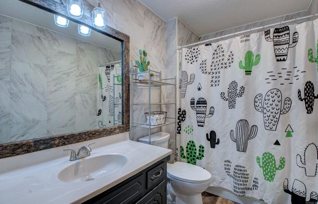 38 Country Wood Street, Cabot, AR 72023